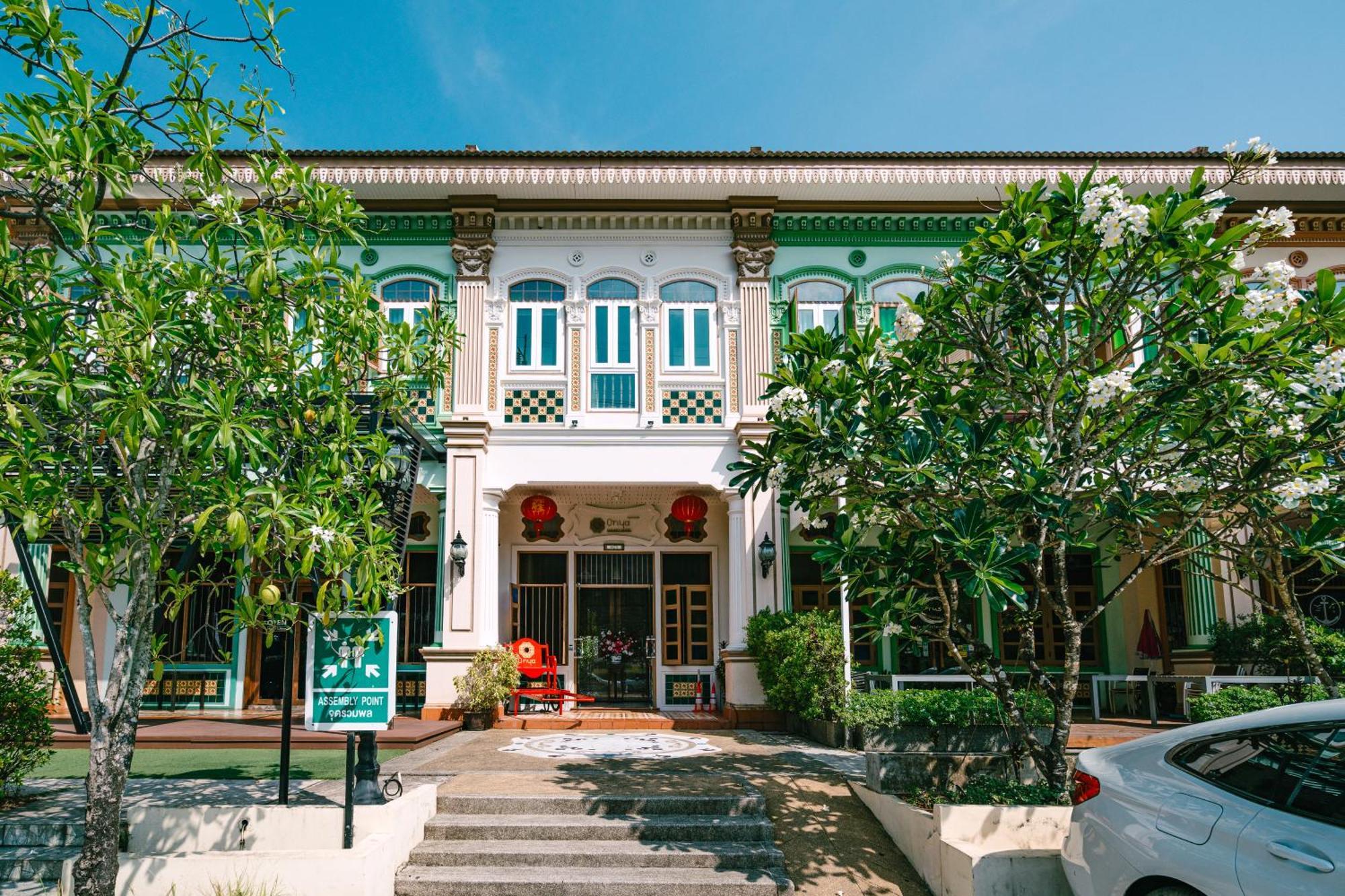O'Nya Phuket Hotel Exterior photo